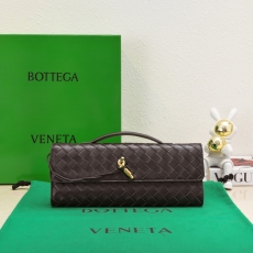 Bottega Veneta Clutch Bags